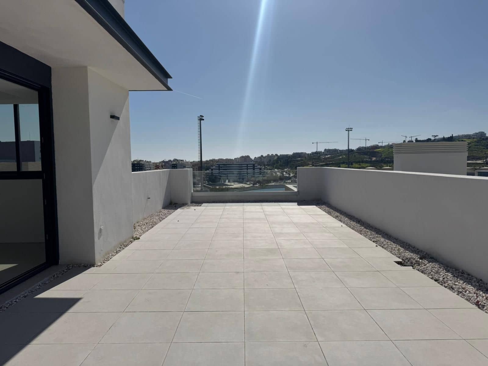 2 Zimmer Penthouse zu verkaufen in Estepona - 575.000 € (Ref: 9651409)