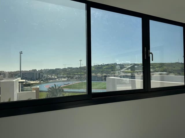 2 Zimmer Penthouse zu verkaufen in Estepona - 575.000 € (Ref: 9651409)