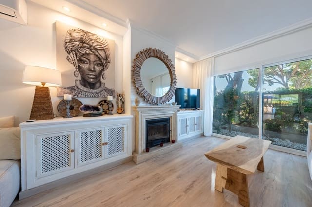 3 slaapkamer Halfvrijstaande villa te koop in Hacienda Las Chapas, Marbella - € 795.000 (Ref: 9651413)