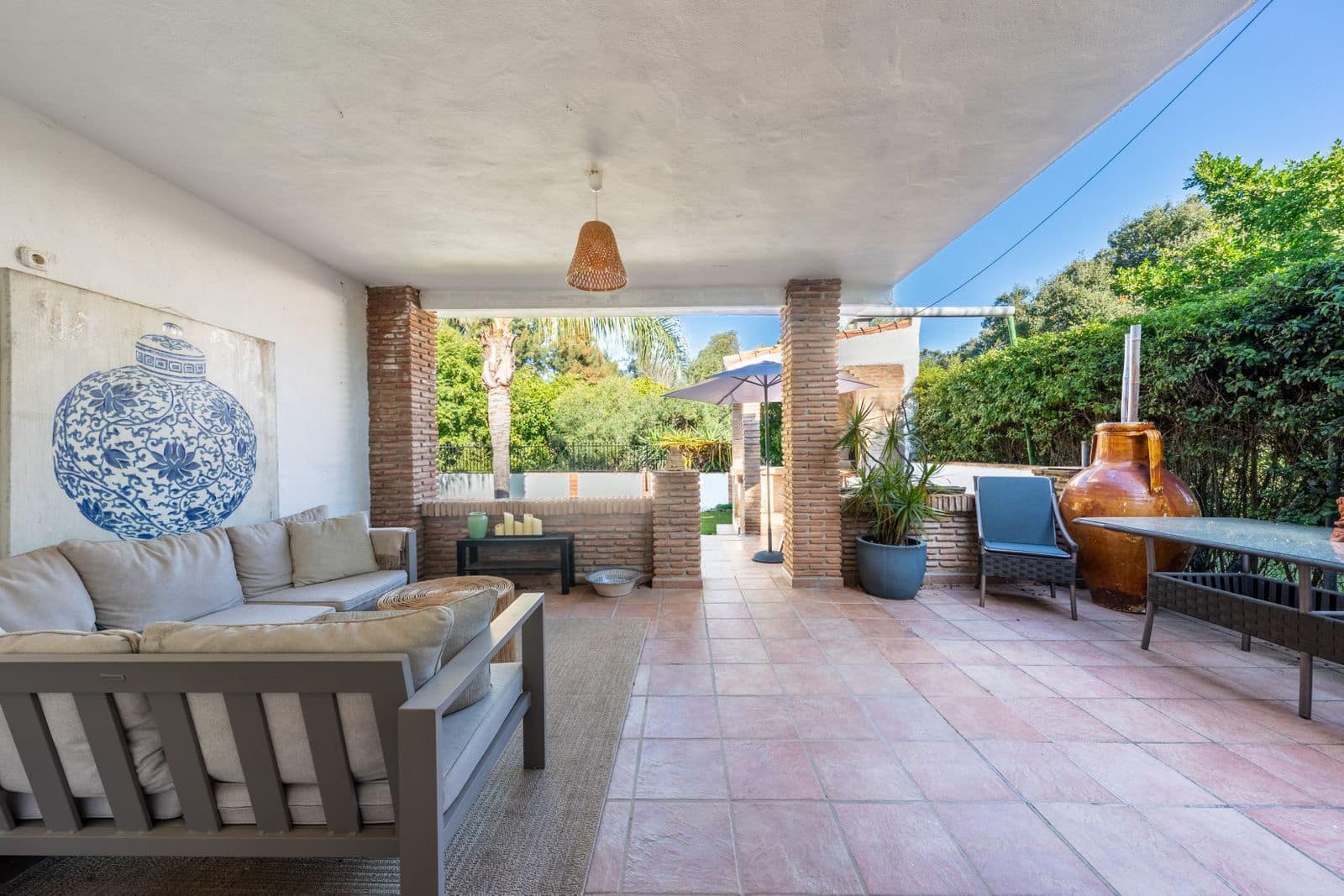 3 bedroom Semi-detached Villa for sale in Marbella - € 795,000 (Ref: 9651413)
