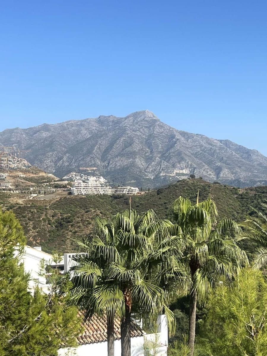 3 chambre Penthouse à vendre à Benahavis - 795 000 € (Ref: 9651415)