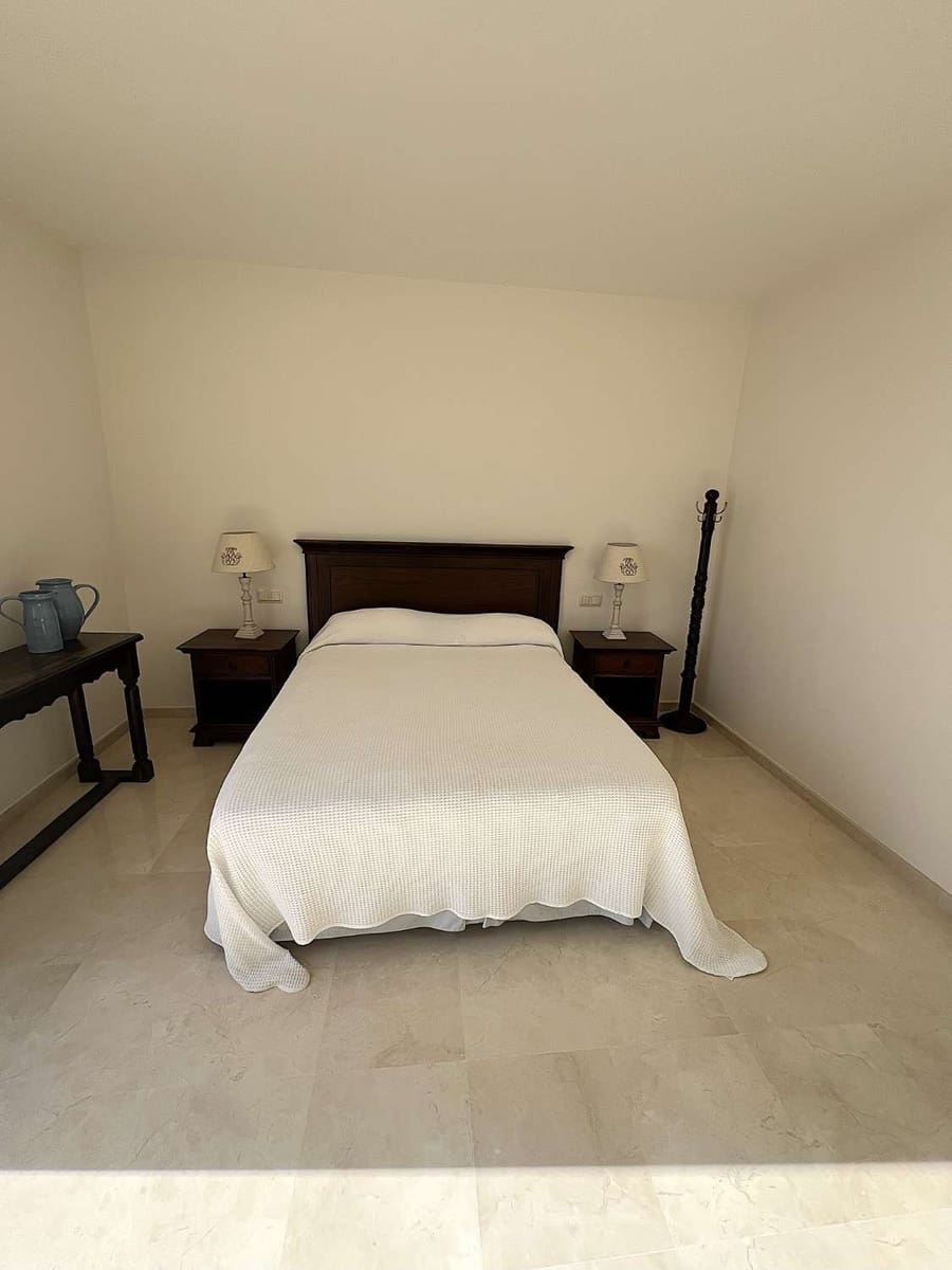 3 chambre Penthouse à vendre à Benahavis - 795 000 € (Ref: 9651415)