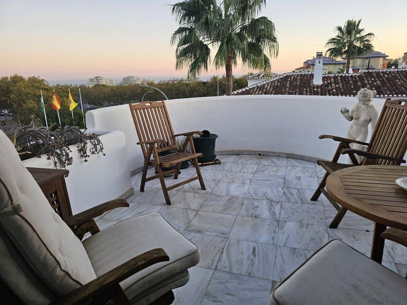 2 bedroom Penthouse for sale in Benalmadena Costa - € 448,000 (Ref: 9651418)