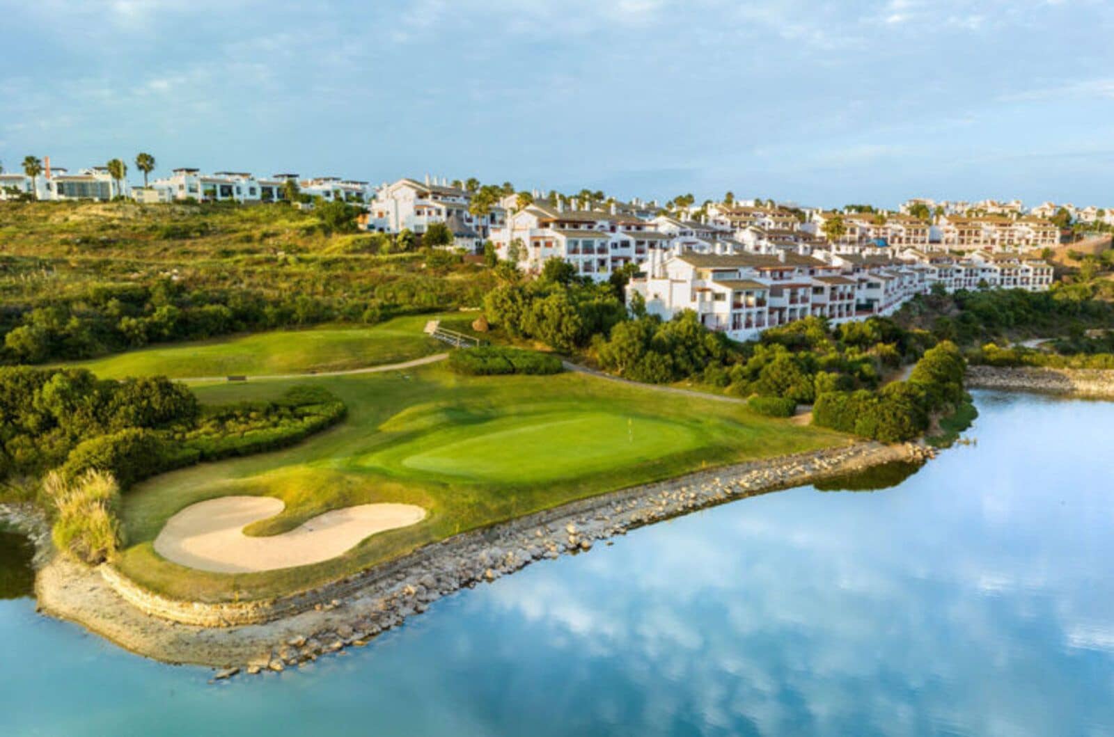 2 sypialnia Penthouse na sprzedaż w La Alcaidesa - 350 000 € (Ref: 9651421)