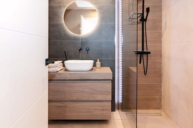 2 makuuhuone Huoneisto myytävänä paikassa Nueva Andalucia, Marbella - 579 000 € (Ref: 9651424)