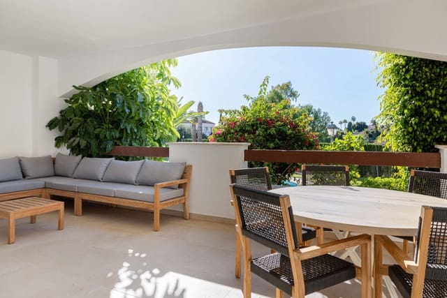 2 makuuhuone Huoneisto myytävänä paikassa Nueva Andalucia, Marbella - 579 000 € (Ref: 9651424)