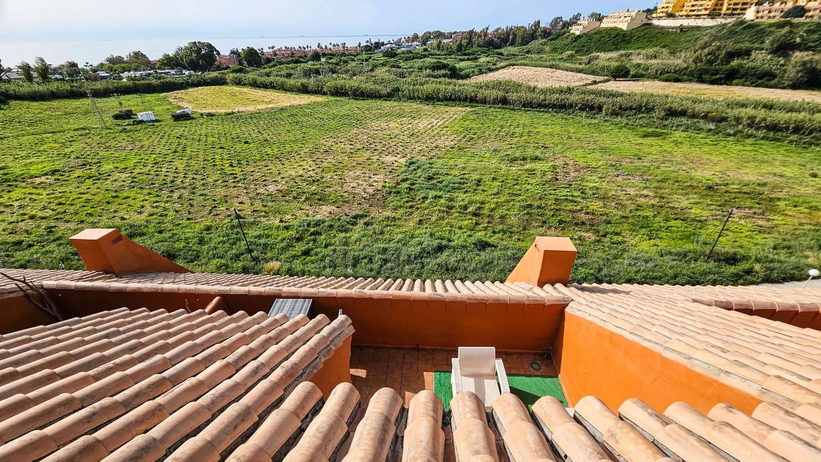 2 quarto Penthouse para venda em La Duquesa / Puerto de la Duquesa - 335 000 € (Ref: 9651427)