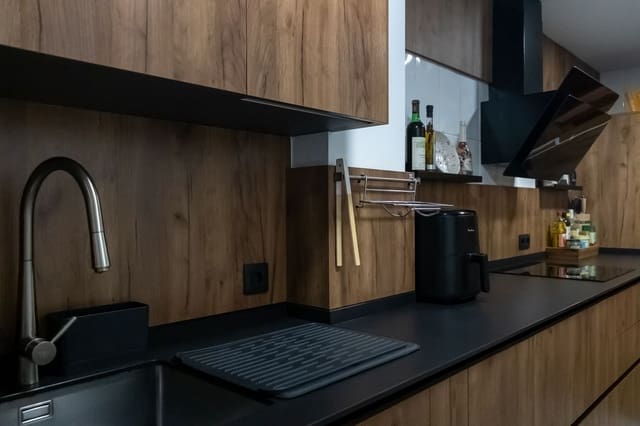 2 bedroom Apartment for sale in Arroyo de la Miel, Benalmádena - € 360,000 (Ref: 9651428)