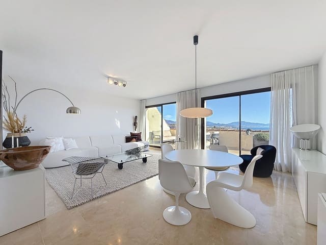3 quarto Penthouse para venda em La Duquesa / Puerto de la Duquesa, Manilva - 450 000 € (Ref: 9651429)