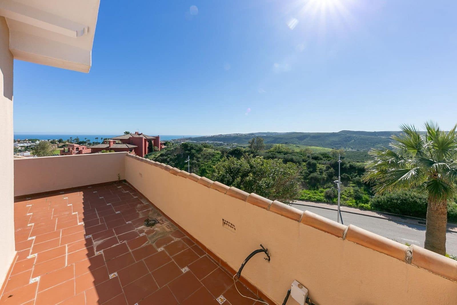 3 soveværelse Byhus til salg i La Duquesa / Puerto de la Duquesa - € 380.000 (Ref: 9651432)
