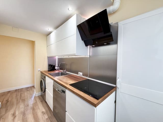 2 bedroom Apartment for sale in Arroyo de la Miel, Benalmádena - € 319,000 (Ref: 9651433)