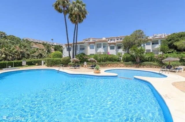 Apartamento de 2 habitaciones en Calahonda, Mijas en venta - 335.000 € (Ref: 9651435)