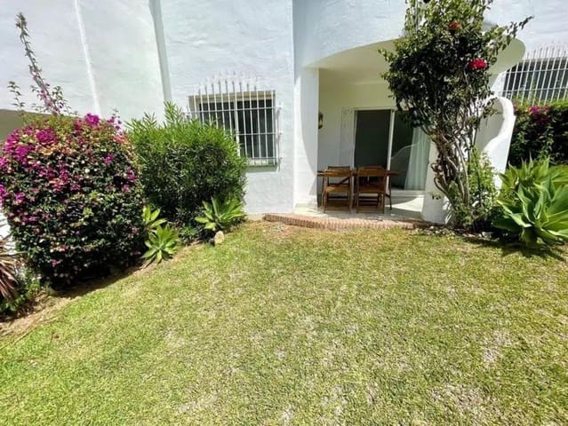 Apartamento de 2 habitaciones en Calahonda, Mijas en venta - 335.000 € (Ref: 9651435)