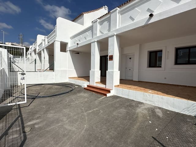2 bedroom Townhouse for sale in Casares - € 358,000 (Ref: 9651438)