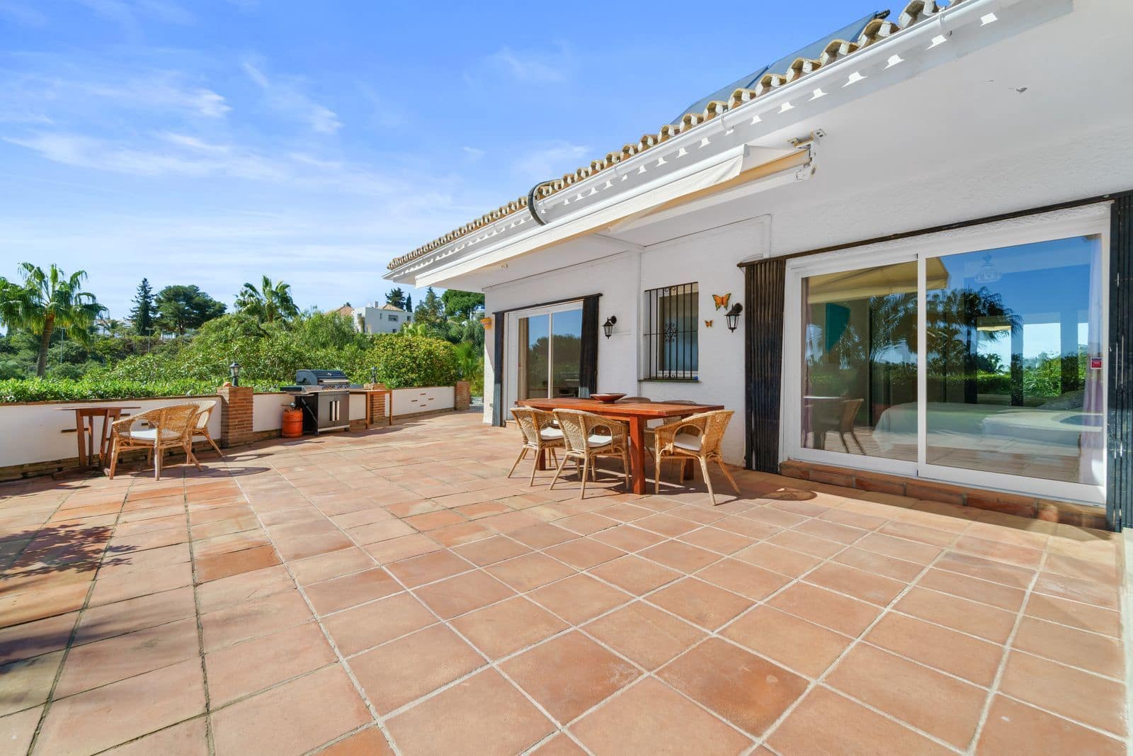 5 soveværelse Villa til salg i Calahonda - € 1.399.000 (Ref: 9651449)