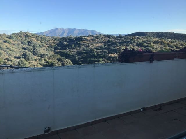 3 slaapkamer Appartement te koop in Riviera del Sol, Mijas - € 475.000 (Ref: 9651452)