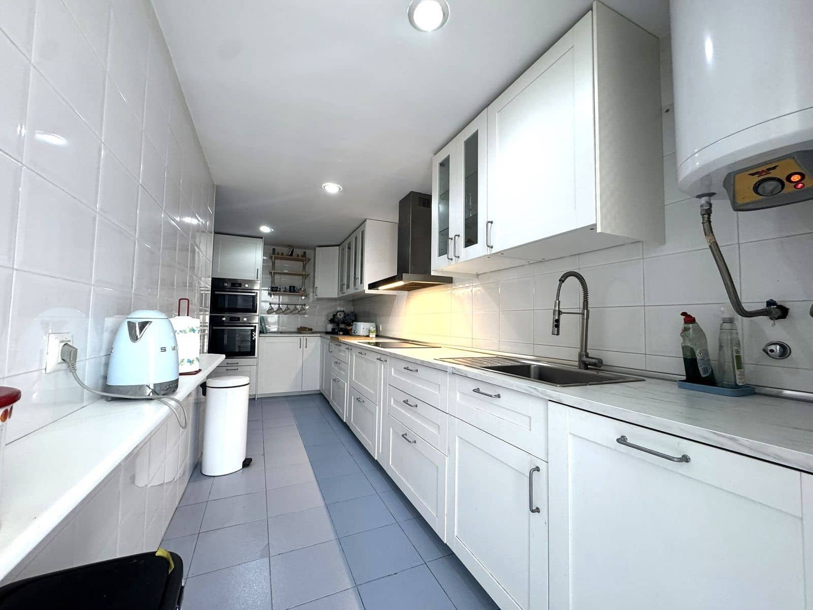 3 makuuhuone Huoneisto myytävänä paikassa Nueva Andalucia - 475 000 € (Ref: 9651456)