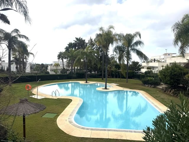 3 makuuhuone Huoneisto myytävänä paikassa Nueva Andalucia, Marbella - 475 000 € (Ref: 9651456)