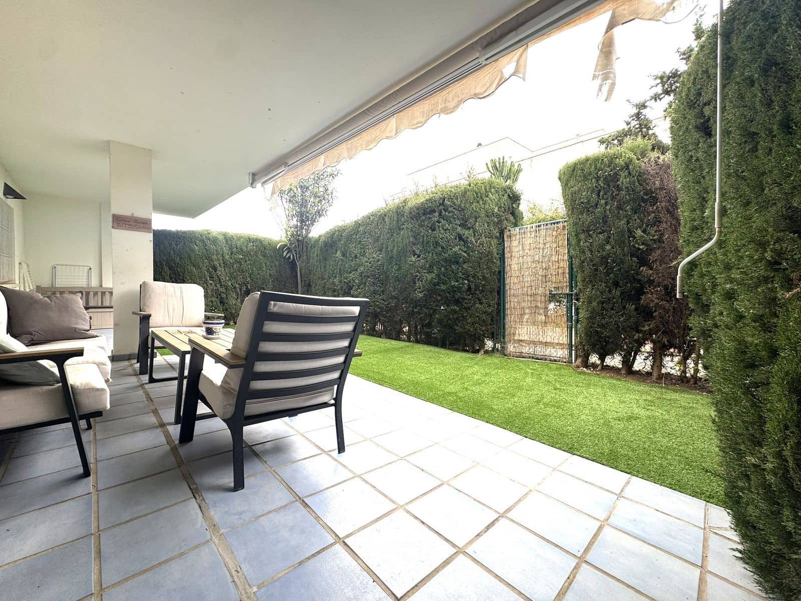 3 makuuhuone Huoneisto myytävänä paikassa Nueva Andalucia - 475 000 € (Ref: 9651456)