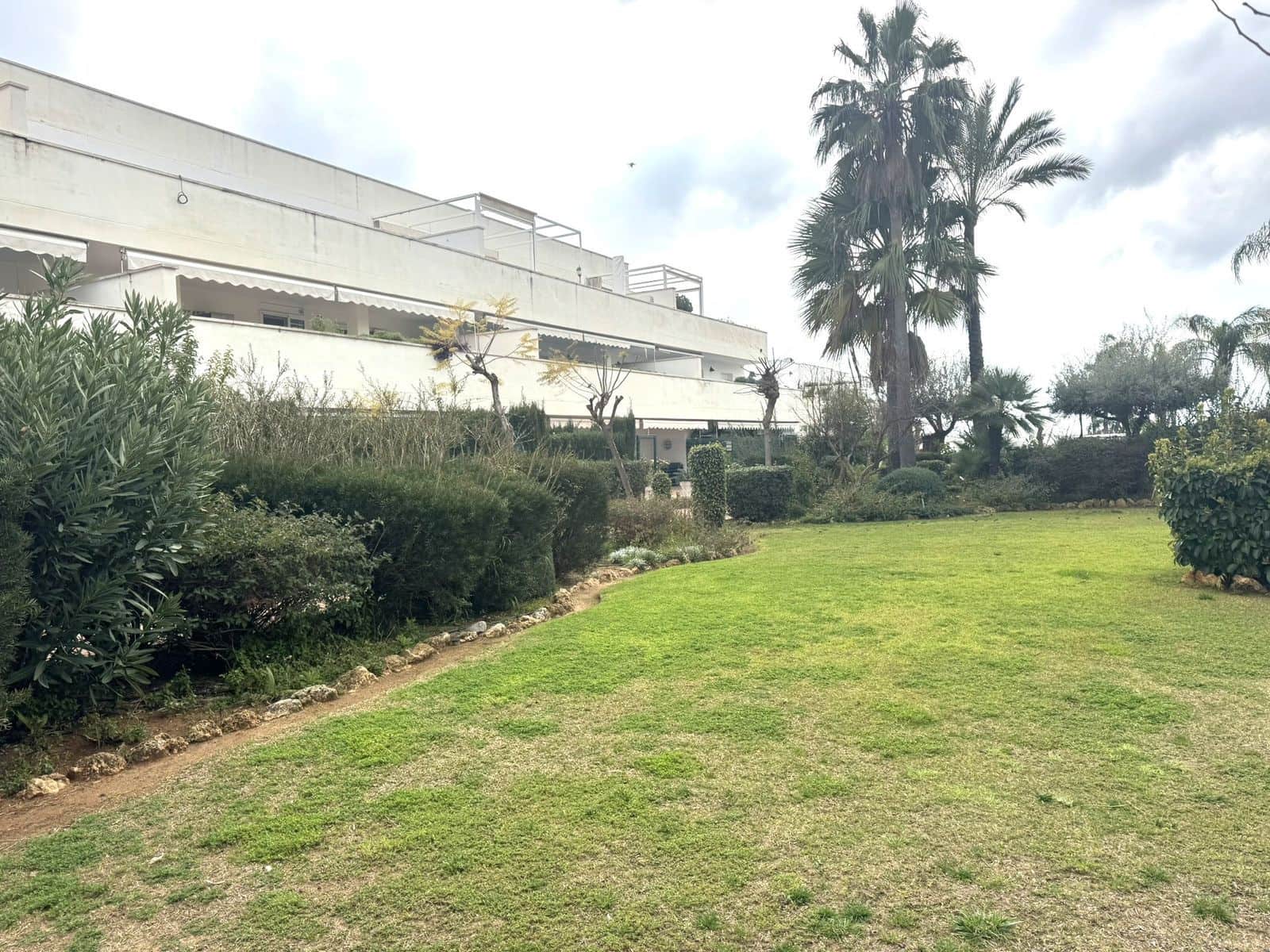 3 makuuhuone Huoneisto myytävänä paikassa Nueva Andalucia - 475 000 € (Ref: 9651456)