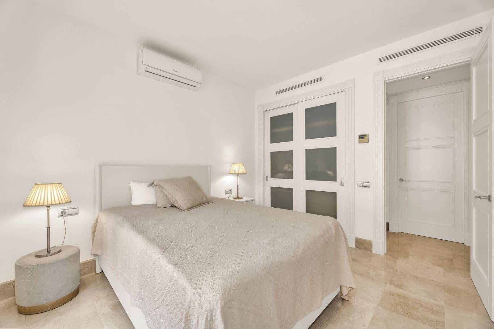 3 quarto Apartamento para venda em Los Monteros - 1 195 000 € (Ref: 9651459)