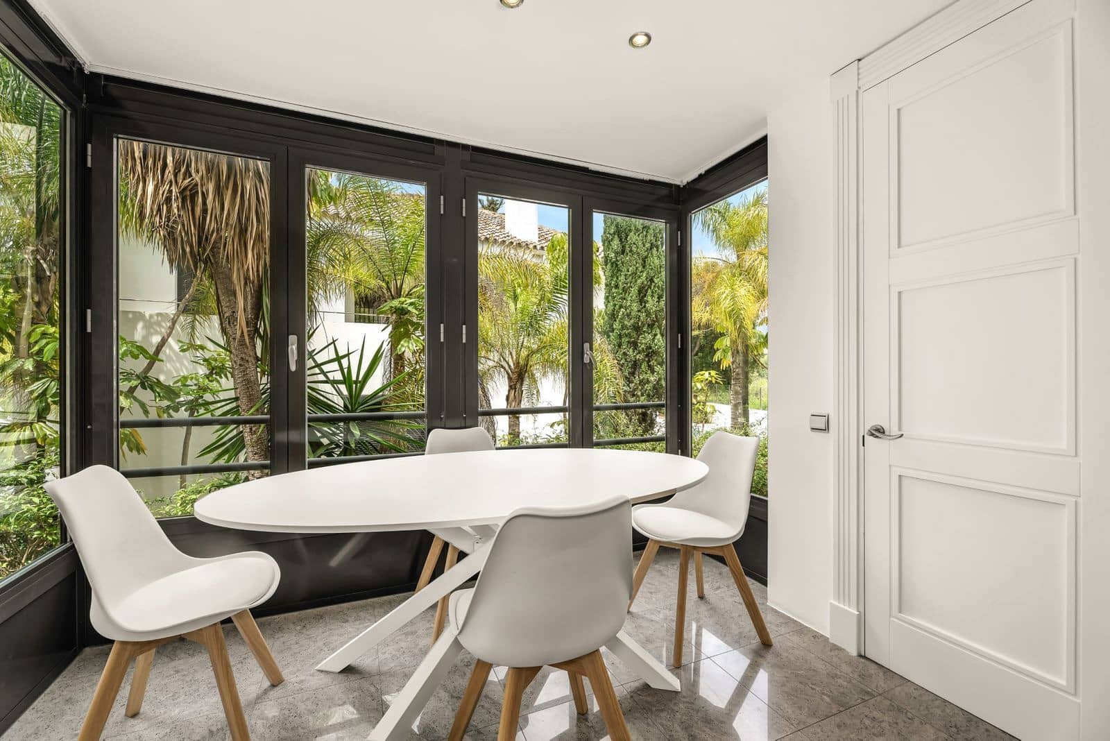 3 quarto Apartamento para venda em Los Monteros - 1 195 000 € (Ref: 9651459)