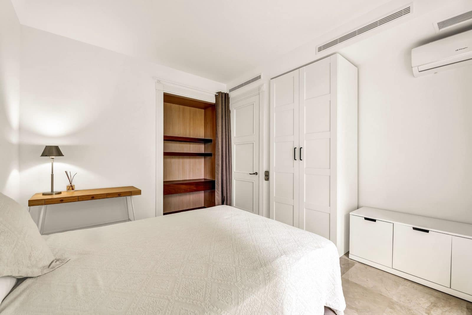 3 quarto Apartamento para venda em Los Monteros - 1 195 000 € (Ref: 9651459)