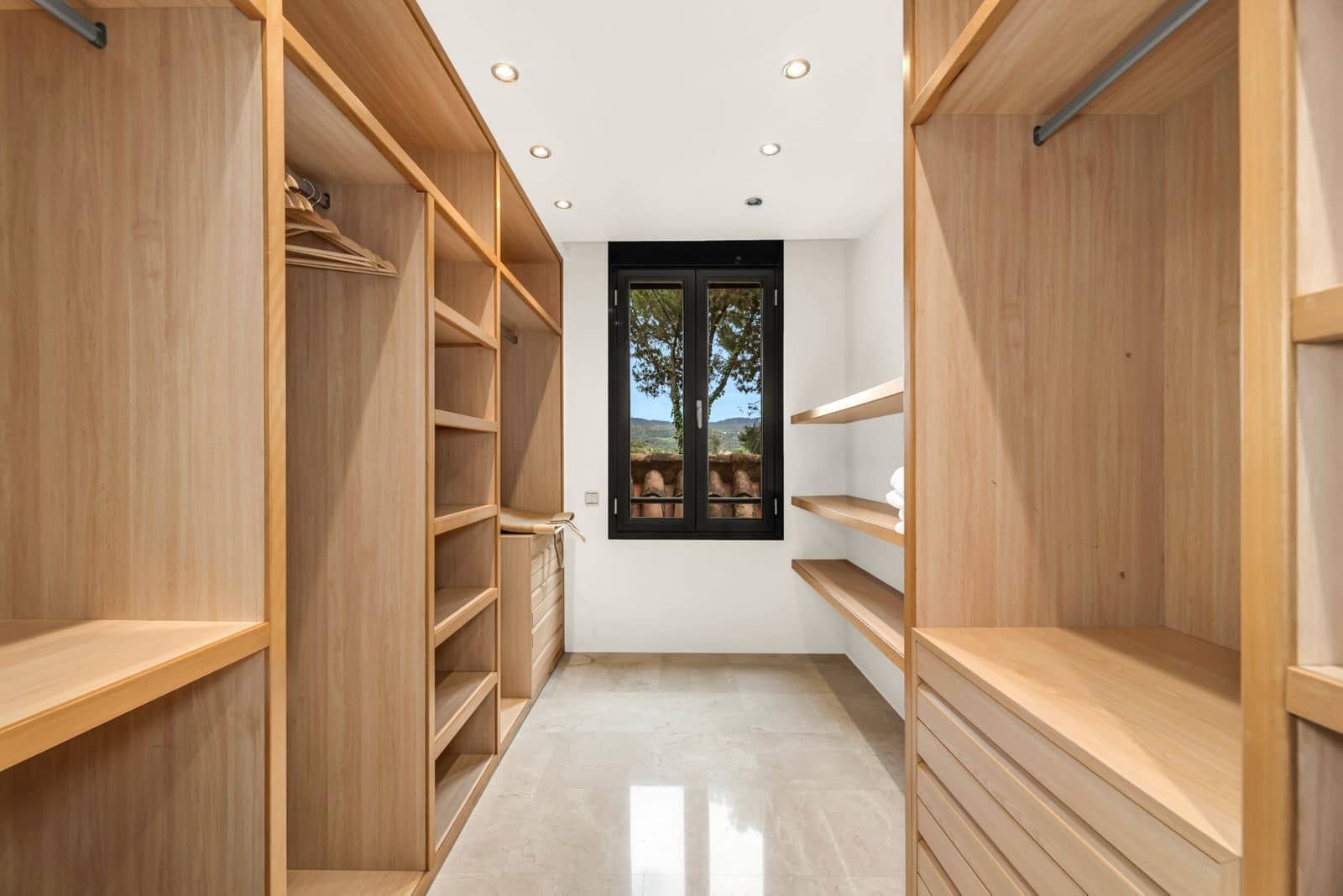 3 quarto Apartamento para venda em Los Monteros - 1 195 000 € (Ref: 9651459)