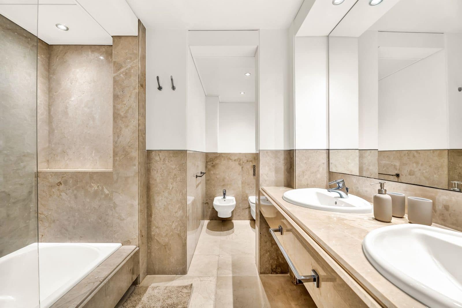 3 quarto Apartamento para venda em Los Monteros - 1 195 000 € (Ref: 9651459)