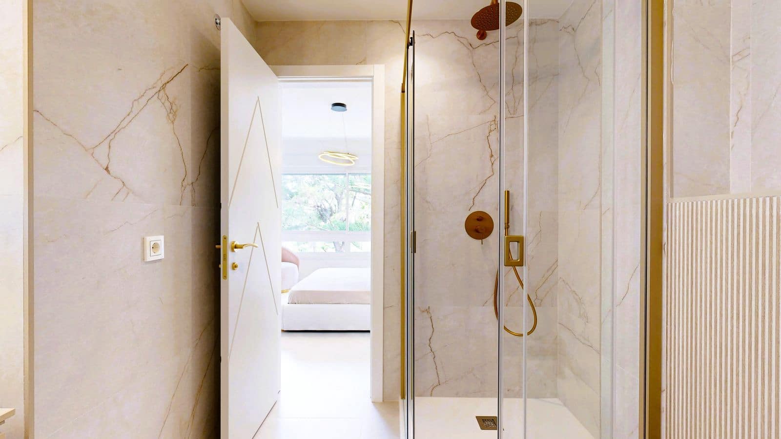 4 Zimmer Apartment zu verkaufen in Marbella - 1.390.000 € (Ref: 9651462)