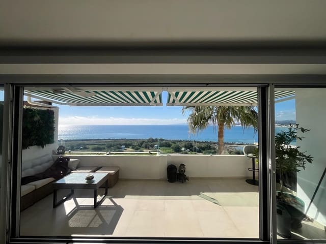 2 bedroom Apartment for sale in Estepona - € 845,000 (Ref: 9651469)