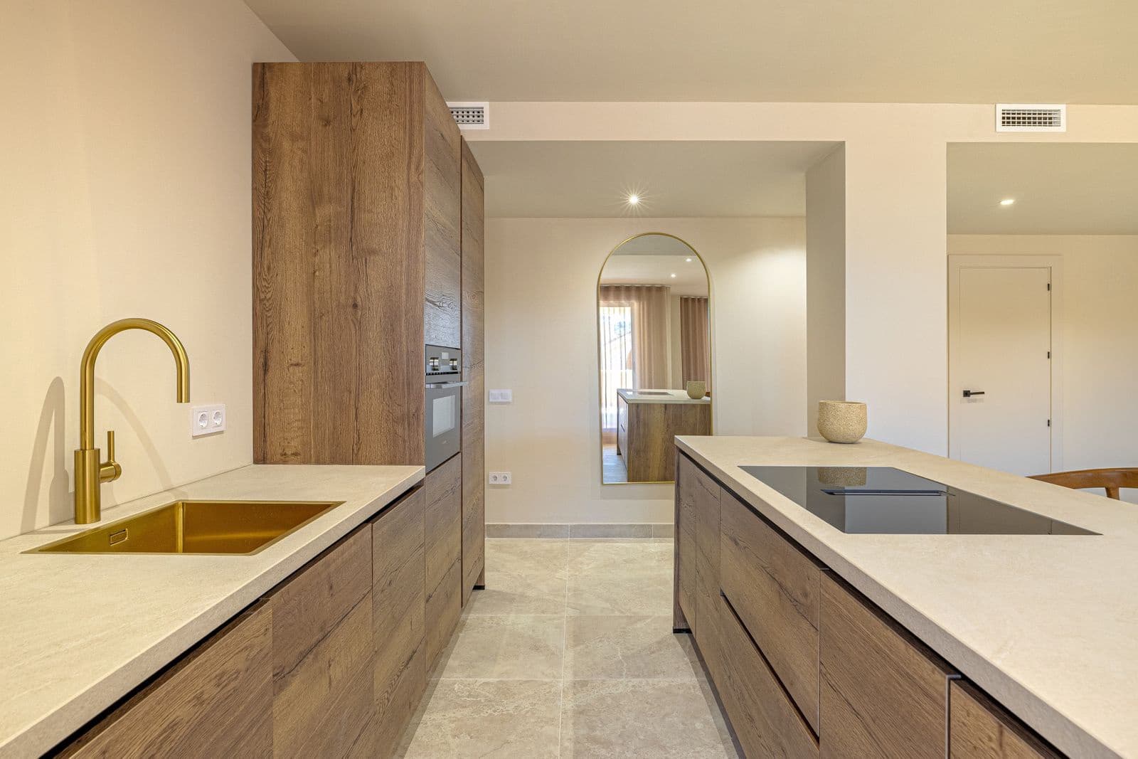 2 sovrum Lägenhet till salu i Benahavis - 625 000 € (Ref: 9651475)