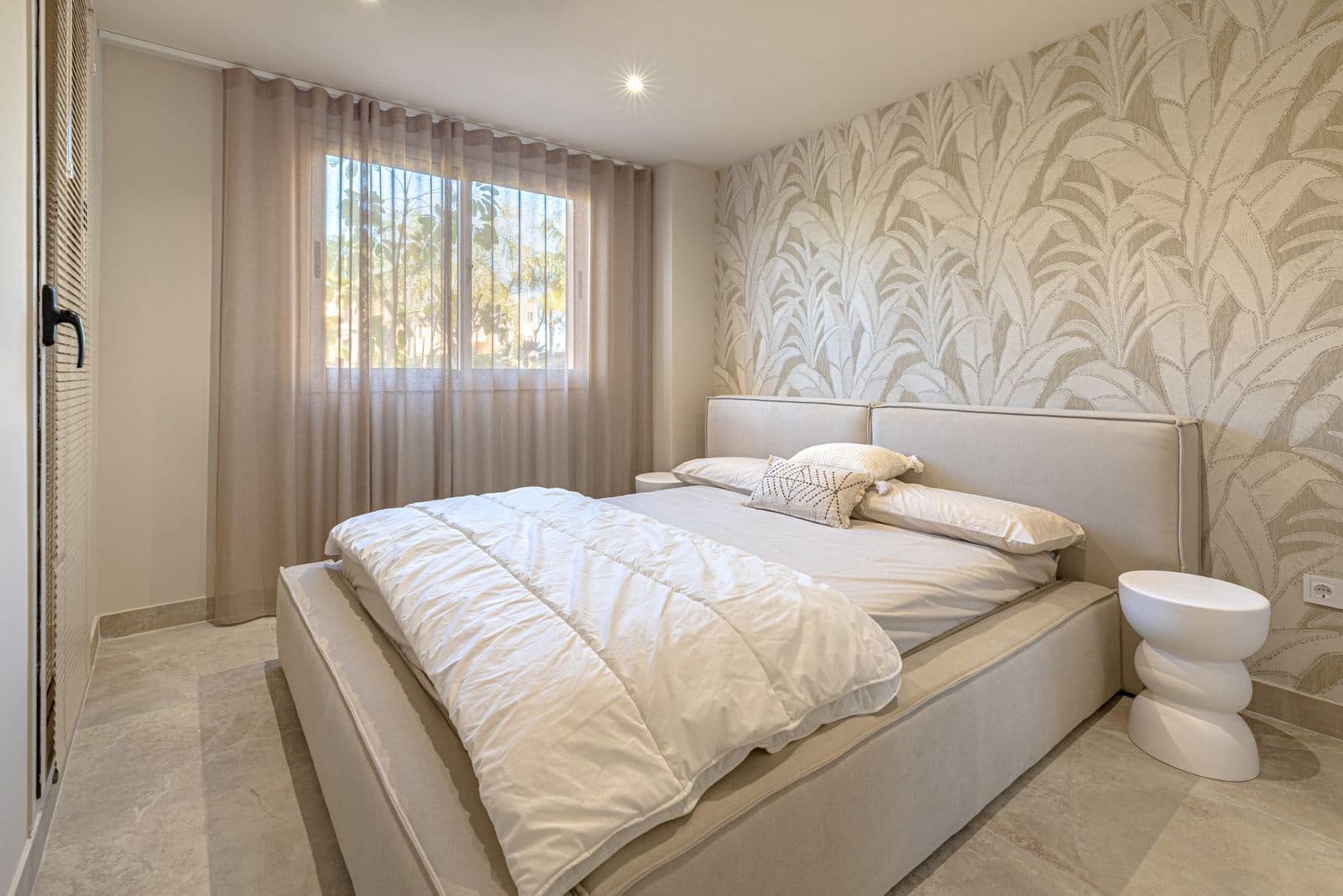 2 sovrum Lägenhet till salu i Benahavis - 625 000 € (Ref: 9651475)