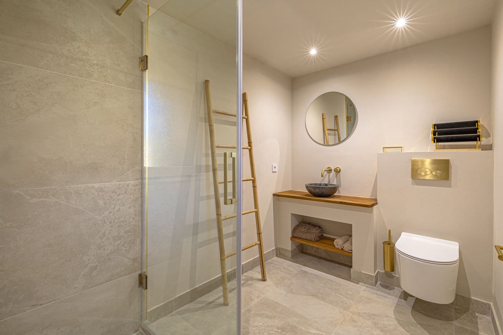 2 sovrum Lägenhet till salu i Benahavis - 625 000 € (Ref: 9651475)