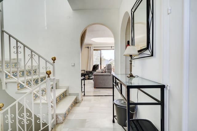 2 quarto Penthouse para venda em Calahonda, Mijas - 330 000 € (Ref: 9651479)