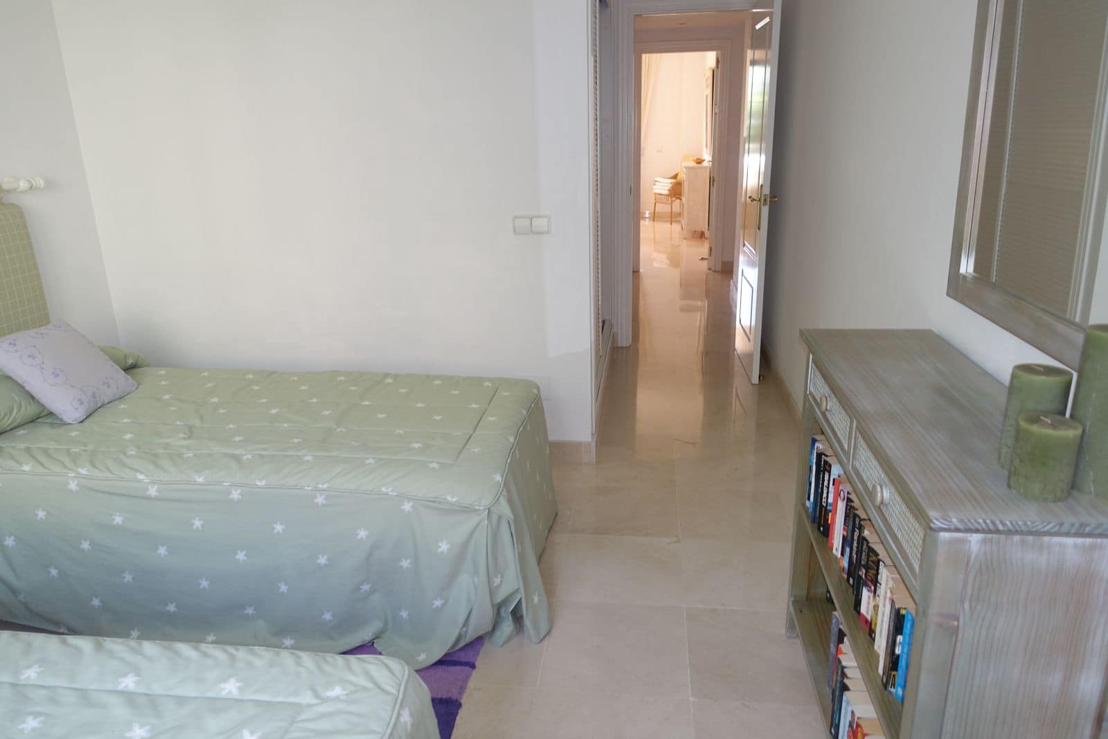 3 slaapkamer Appartement te koop in Benahavis - € 429.000 (Ref: 9651480)