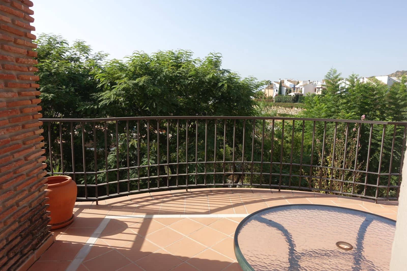 3 slaapkamer Appartement te koop in Benahavis - € 429.000 (Ref: 9651480)