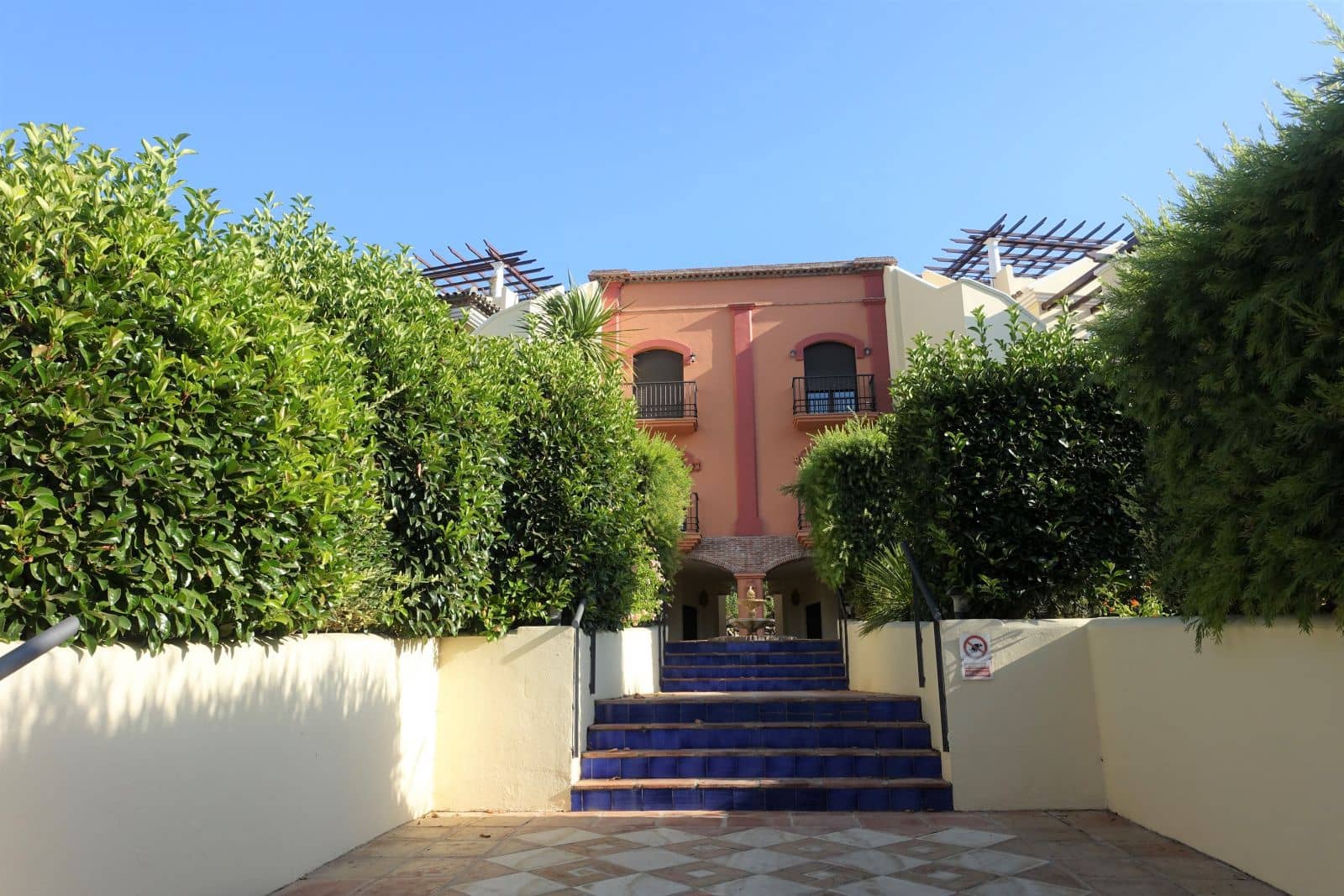 3 slaapkamer Appartement te koop in Benahavis - € 429.000 (Ref: 9651480)