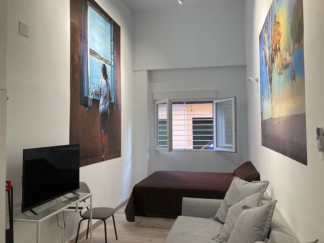 4 chambre Entreprise à vendre à Centro Historico, Malaga ville - 600 000 € (Ref: 9651485)