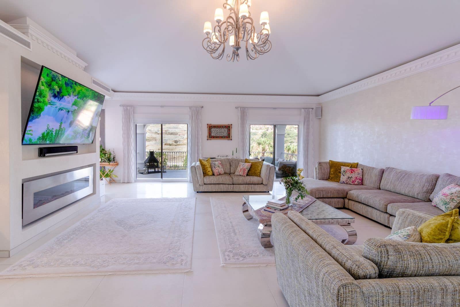 5 slaapkamer Villa te koop in Benahavis - € 2.750.000 (Ref: 9651493)