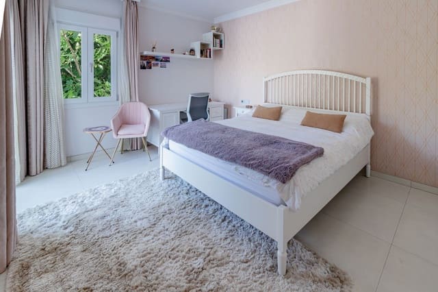 5 slaapkamer Villa te koop in Benahavís - € 2.750.000 (Ref: 9651493)