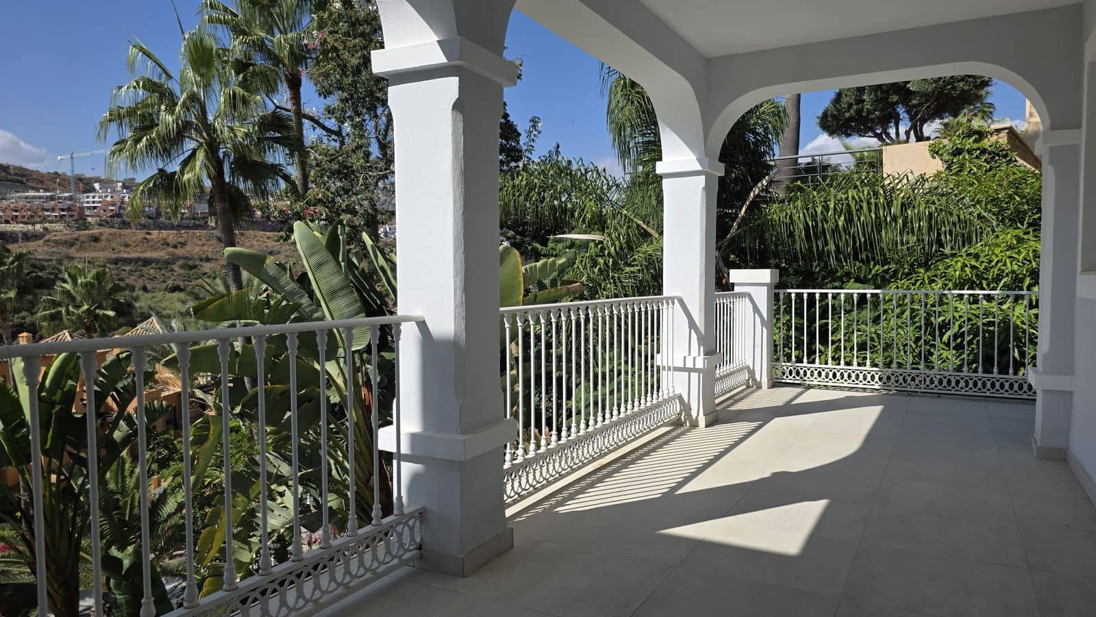 5 slaapkamer Villa te koop in Benahavis - € 2.750.000 (Ref: 9651493)