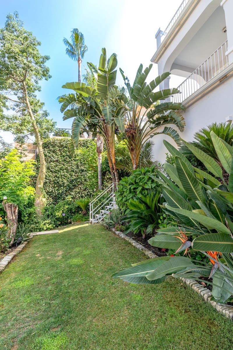 5 slaapkamer Villa te koop in Benahavis - € 2.750.000 (Ref: 9651493)