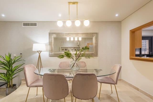 2 quarto Apartamento para venda em Puerto Banus, Marbella - 895 000 € (Ref: 9651498)