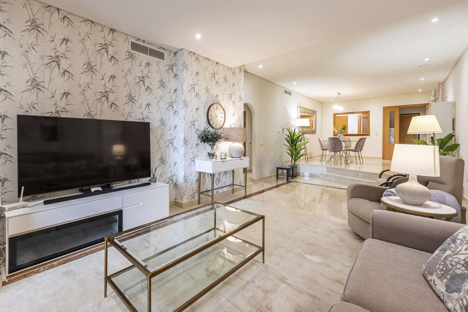 2 quarto Apartamento para venda em Puerto Banus - 895 000 € (Ref: 9651498)