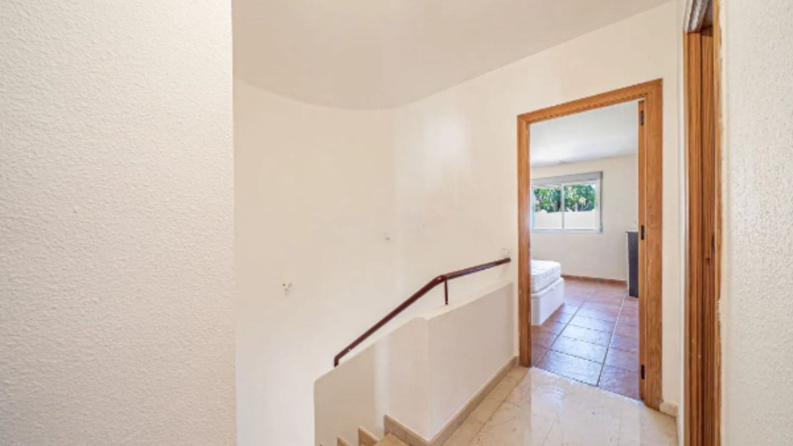 3 soveværelse Byhus til salg i Estepona - € 352.560 (Ref: 9651499)