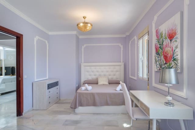 10 sovrum Villa till salu i Hacienda Las Chapas, Marbella - 1 880 000 € (Ref: 9651501)