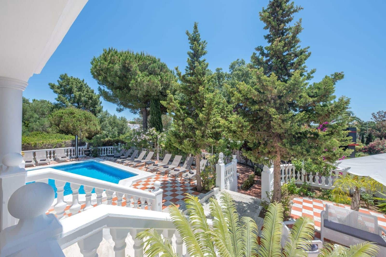 10 sovrum Villa till salu i Marbella - 1 880 000 € (Ref: 9651501)