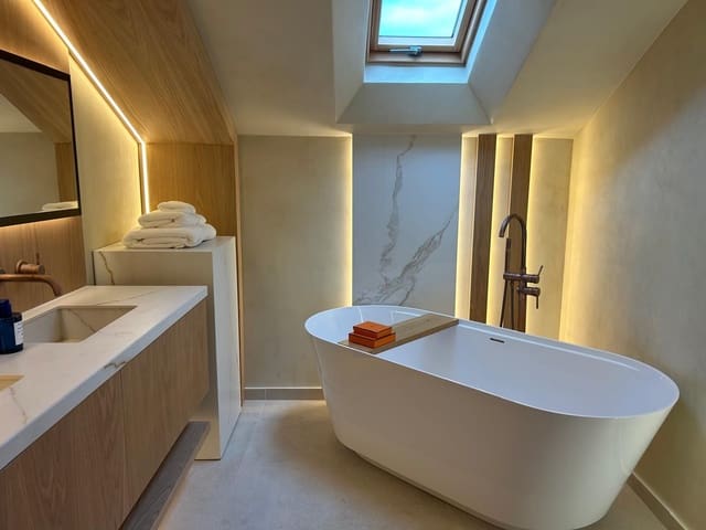 3 Zimmer Haus zu verkaufen in Golden Mile, Marbella - 1.495.000 € (Ref: 9651507)