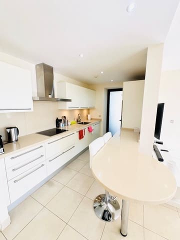 3 sypialnia Penthouse na sprzedaż w Los Monteros, Marbella - 785 000 € (Ref: 9651511)